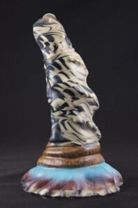 the-shape-of-water-toy7-1-199x300 the-shape-of-water-toy7-1