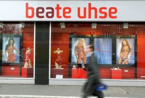 10417519-300x203 Beate Ushe