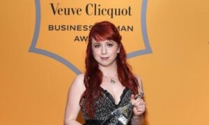 nintchdbpict000404772493-300x180 veuveclicquotawards-stephanealys