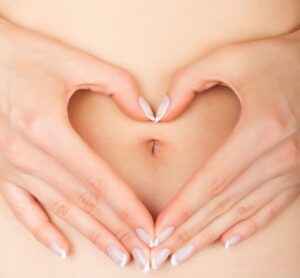 andreia-magalhaes--300x278 Hand on belly