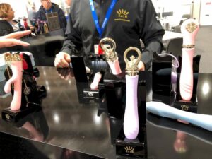 WhatsApp-Image-2018-10-05-at-18.09.45-1-300x225 vibrador-luxo-erofame