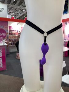 WhatsApp-Image-2018-10-05-at-18.11.48-225x300 calcinha-vibratoria-erofamme