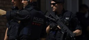 mercado-erotico-policial-300x136 mercado-erotico-policial