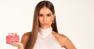 deborah-secco-300x158 deborah-secco