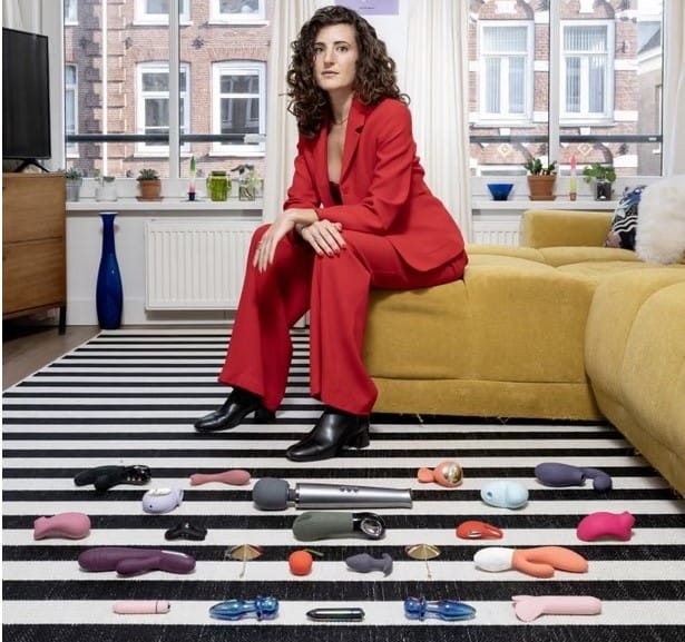 sextoy-holanda Não é só prazer, é resistência: retratos de pessoas com seus sextoys pelo mundo