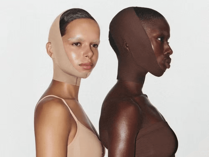 cinta-anti-papada Calcinha com pêlos da Kim Kardashian: Polêmica é seu melhor produto?